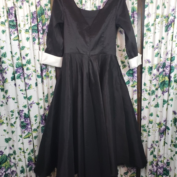 Unique Vintage 1950's Inspired Black Swing Dress - Picture 4 of 4